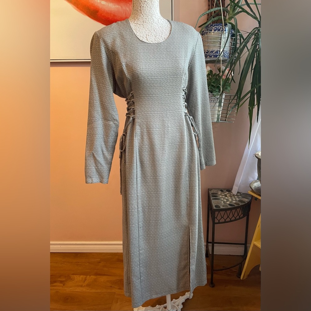 Vintage 90’s Sage Green & Beige Sheath Dress with Dolman Sleeves